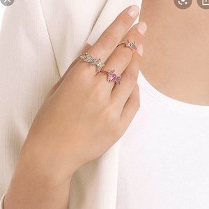 Swarovski lilia ring set
